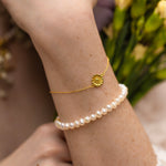 Load image into Gallery viewer, Ella Pearl Bracelet (Gold Vermeil)
